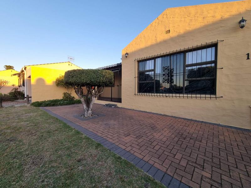 To Let 3 Bedroom Property for Rent in Northpine Western Cape